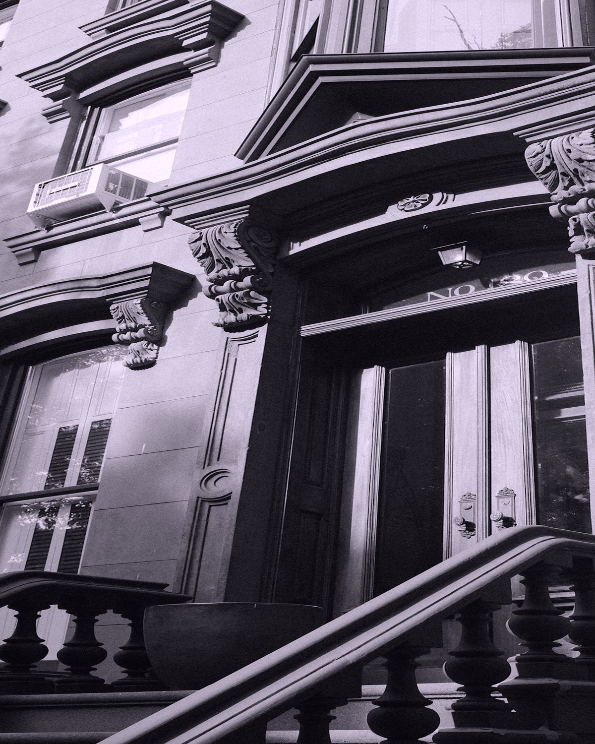 Brownstone facade in Hamilton Park